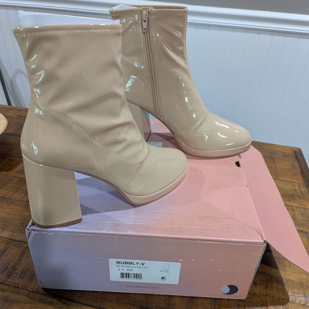 Women's Tan Ankle Boots